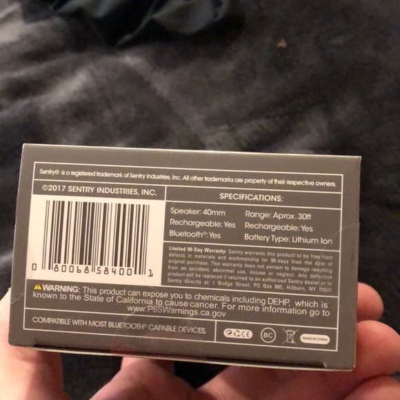 Wireless Bluetooth speaker - Picture 4 of 4